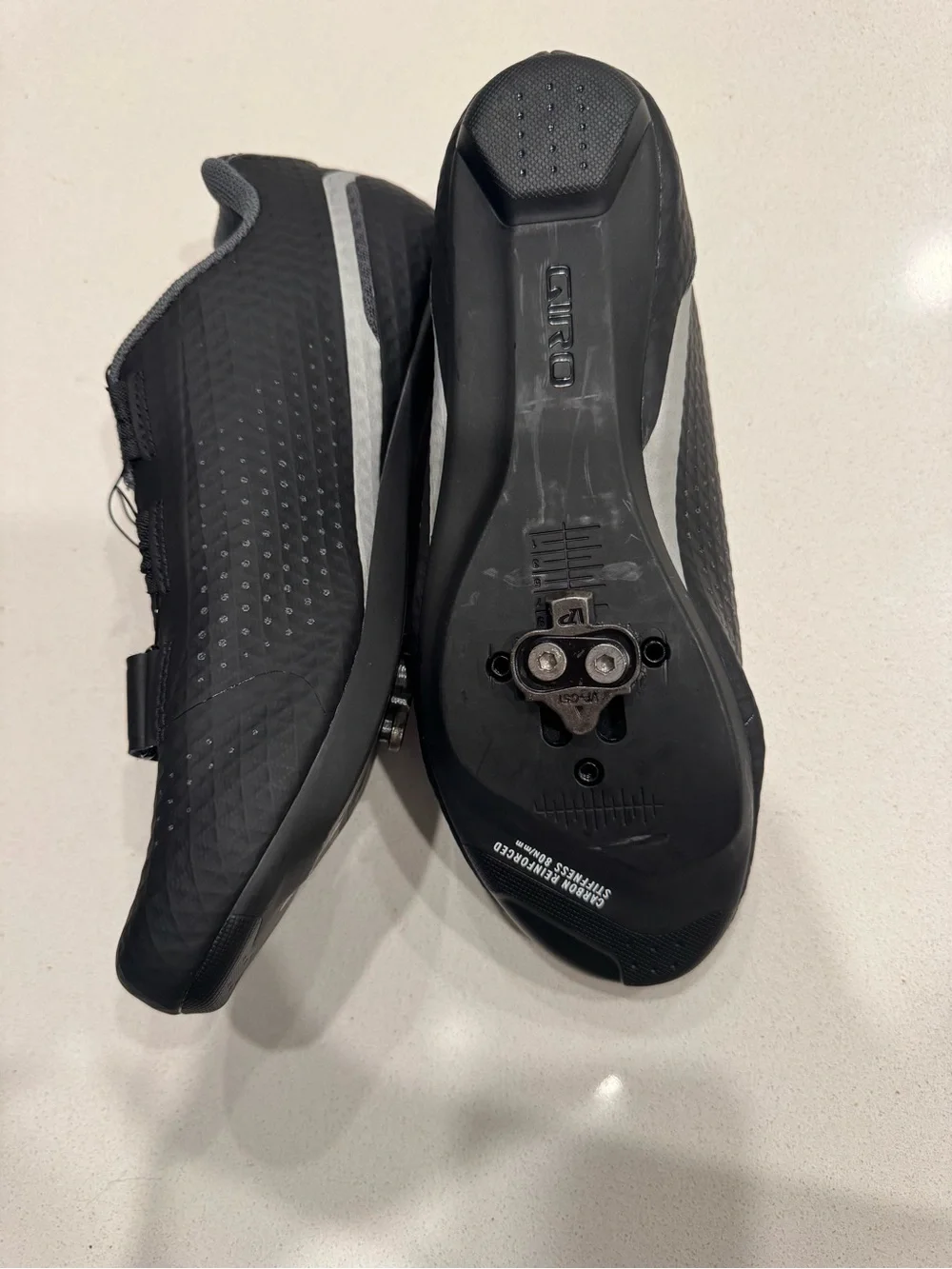 Giro Black Cycling Shoes with BOA Dial - Picture 3 of 4